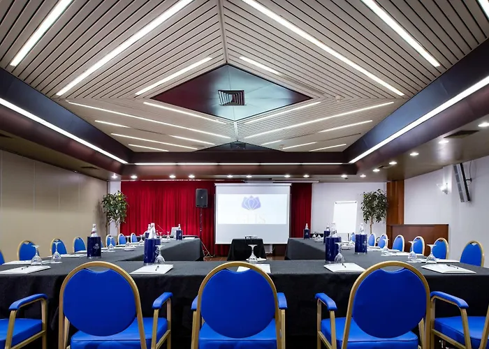 Astoria Palace 4*
