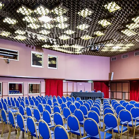 Astoria Palace 4*