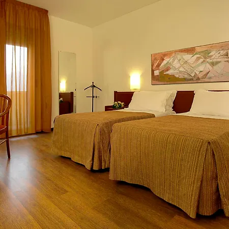 Ξενοδοχείο Astoria Palace 4*